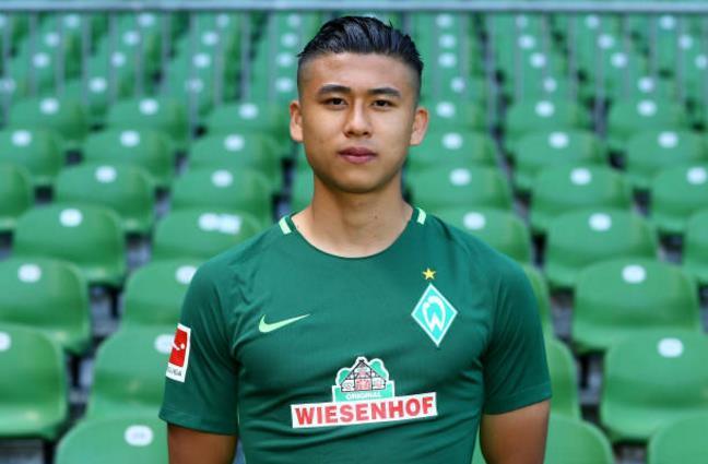 作为这一背 作为这一背