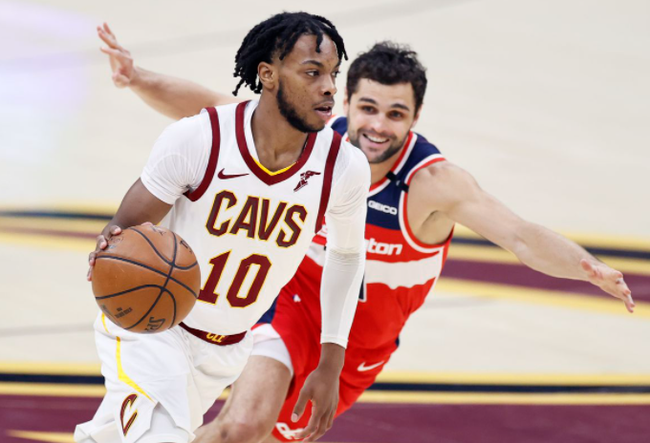 的表現雖不 的表現雖不