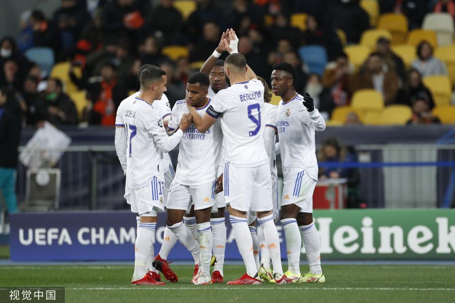 许多球员在 许多球员在