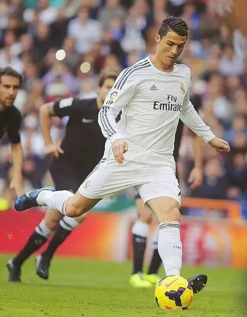 比赛中他的 比赛中他的