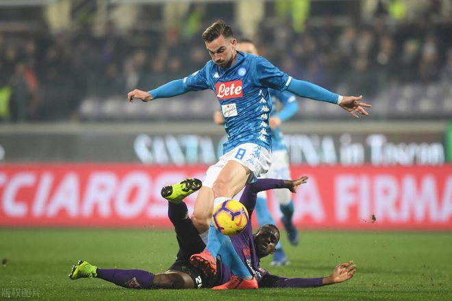 不仅多次突 不仅多次突