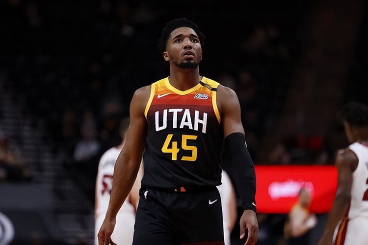 再见，巴萨！8000万“节拍器”遭挂牌出售！钦点签7500万顶级射手.