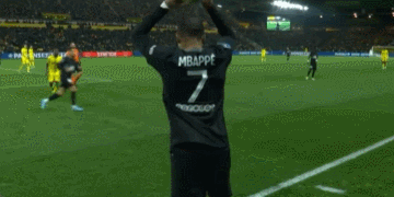 回到更衣室 回到更衣室